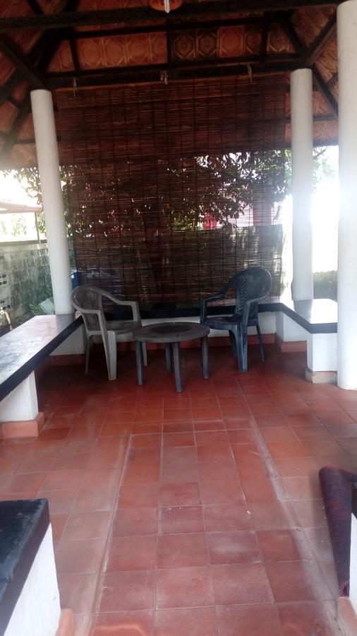 Lazy Gaze Hotel เออร์นาคูลัม ภายนอก รูปภาพ