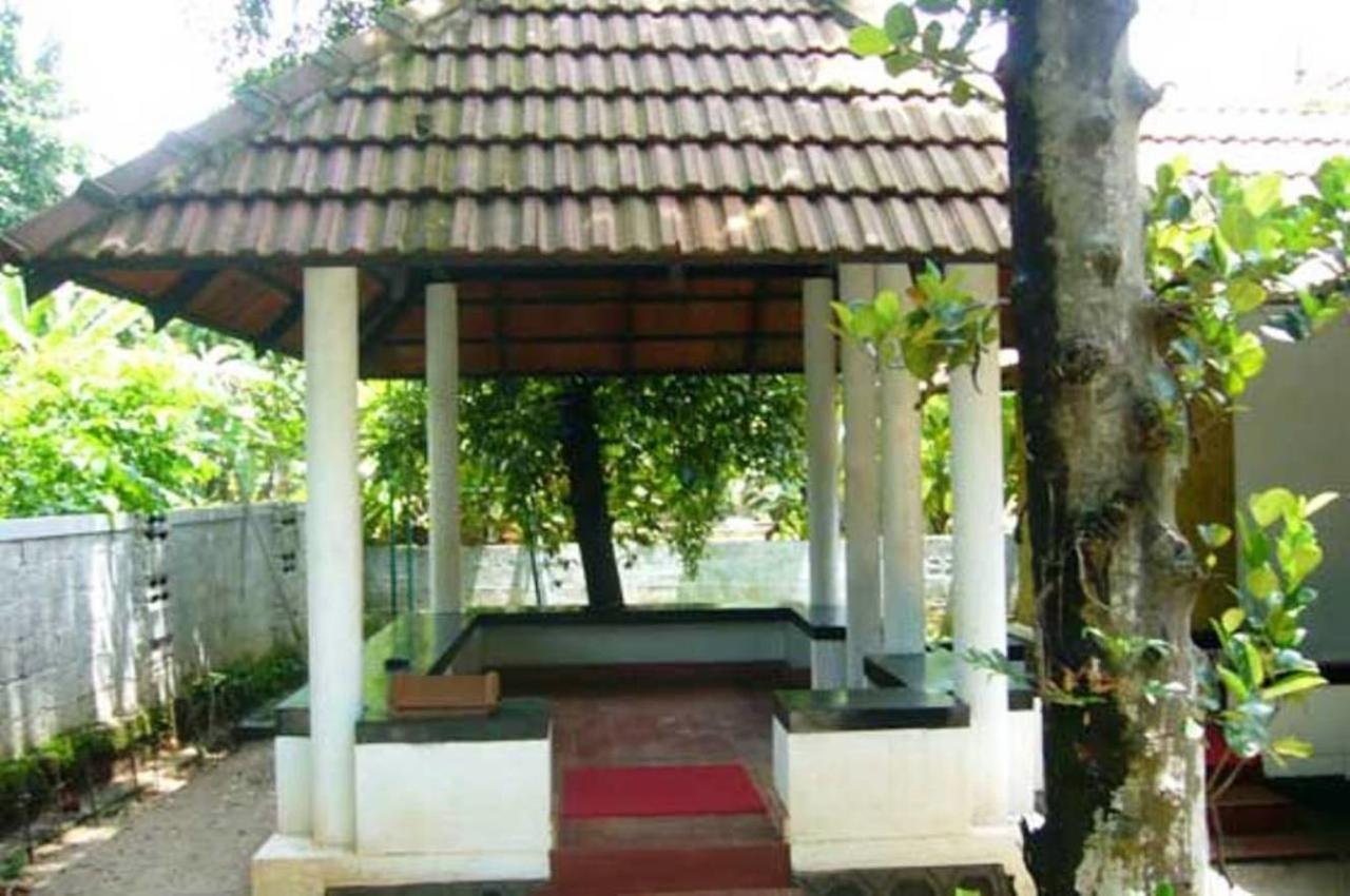 Lazy Gaze Hotel เออร์นาคูลัม ภายนอก รูปภาพ